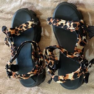 Arizona Love Black and Leopard Sandals